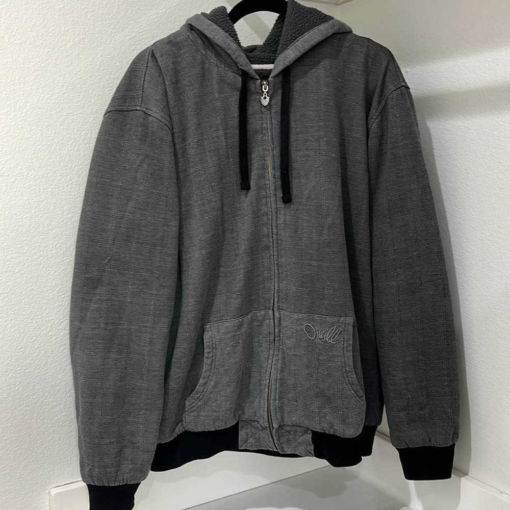 Men’s O’Neill Jacket, looks NEW! Great Condition, worn on one trip to Mountains